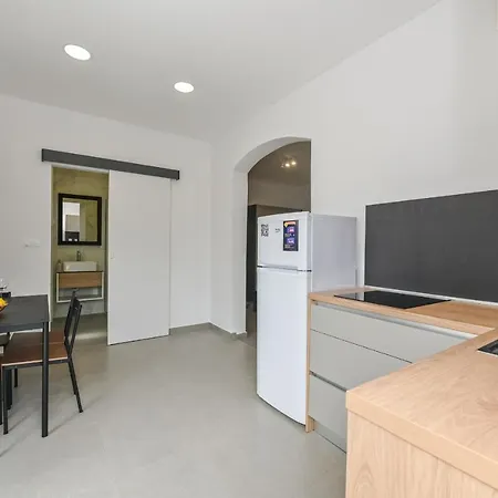 Ferienwohnung Double L House Novalja Exterior foto
